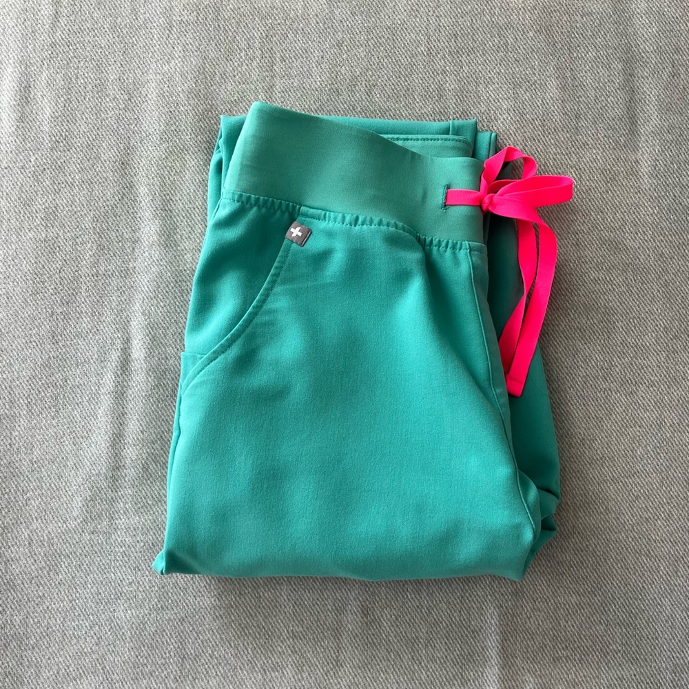 Figs Surgical Green High Waisted Zamora Joggers S/P